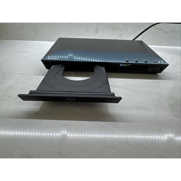 Sony BDP-S3100 Blu-ray Disc DVD Player No Remote Tested Working - Picture 2 of 4